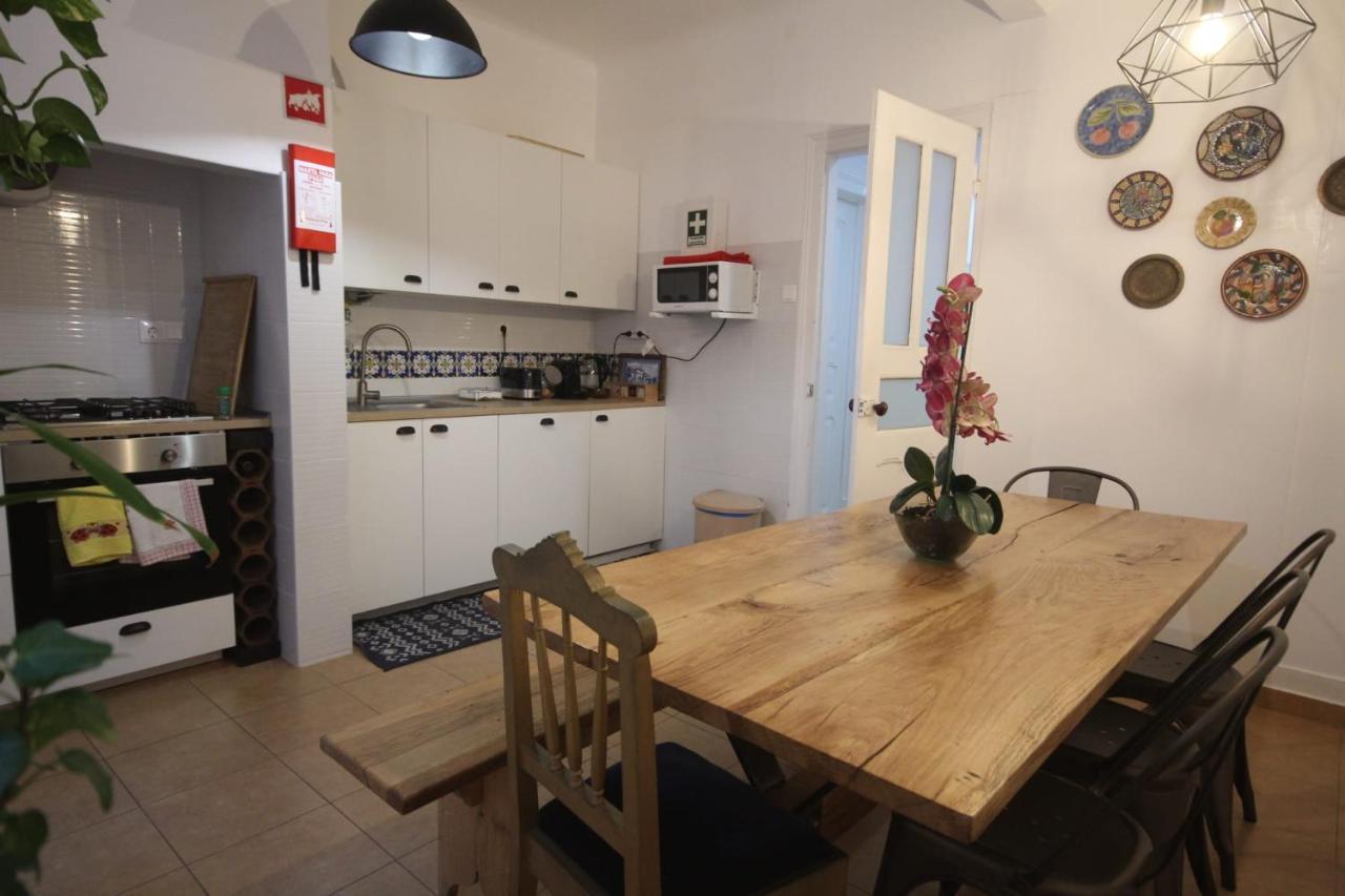Antique M1 R1 - Amazing Double Room With Shared Bathroom In Marques Pombal Lisbon Luaran gambar