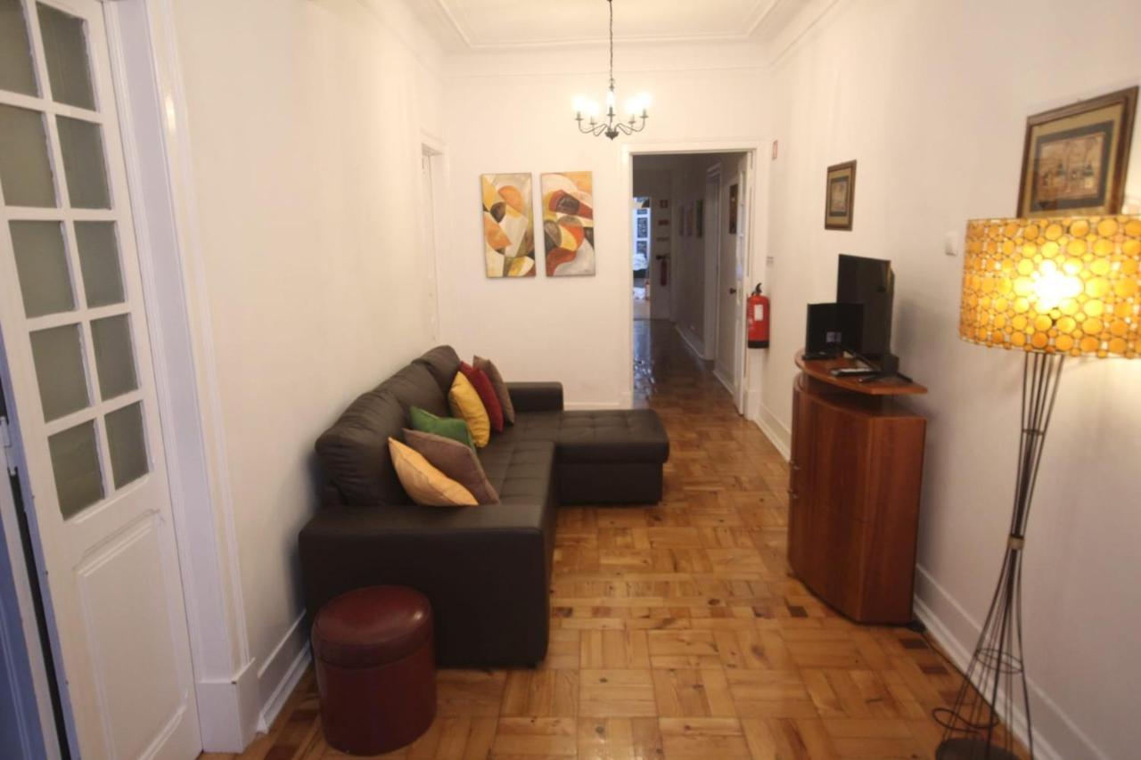 Antique M1 R1 - Amazing Double Room With Shared Bathroom In Marques Pombal Lisbon Luaran gambar